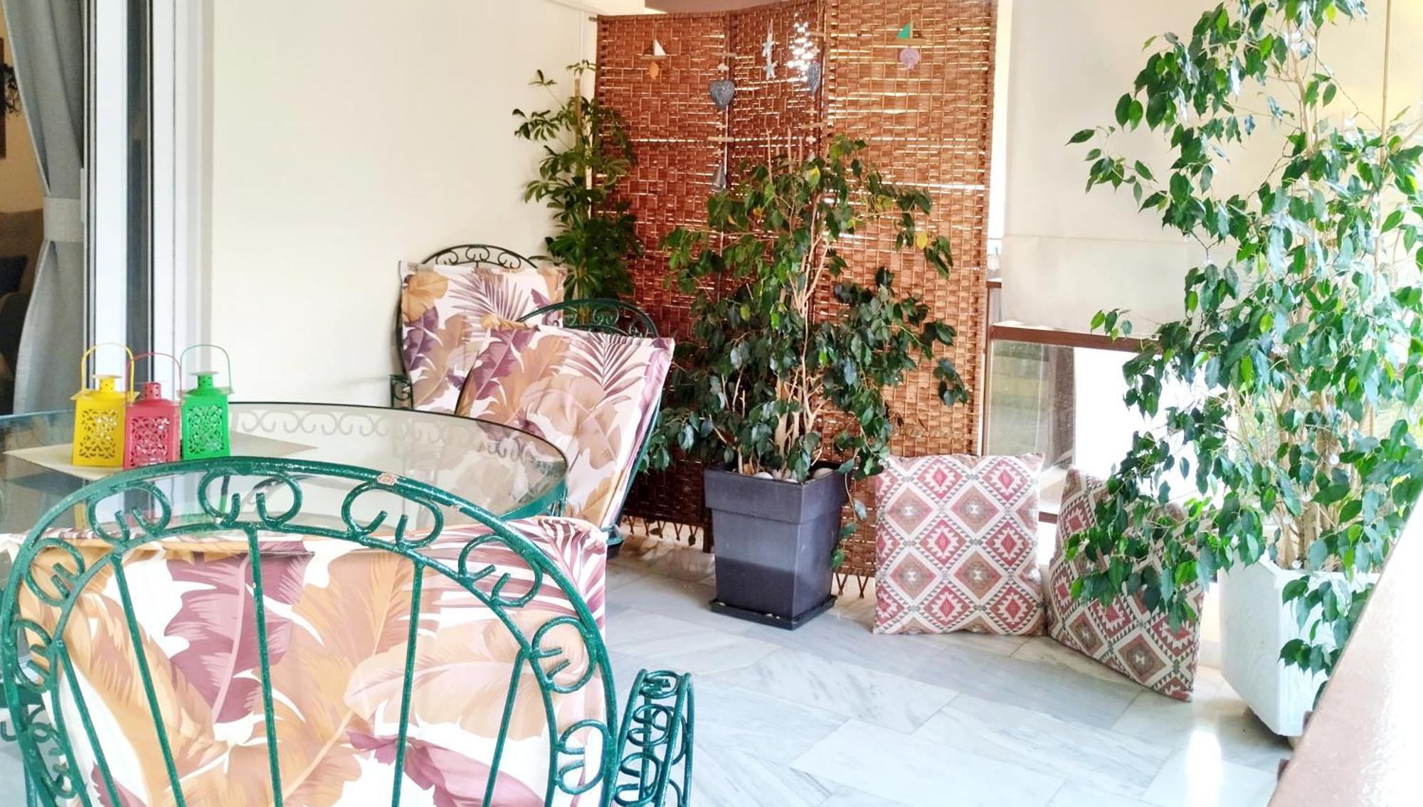 Michael'S Seaside Homely Apartment In Varkiza Exterior foto