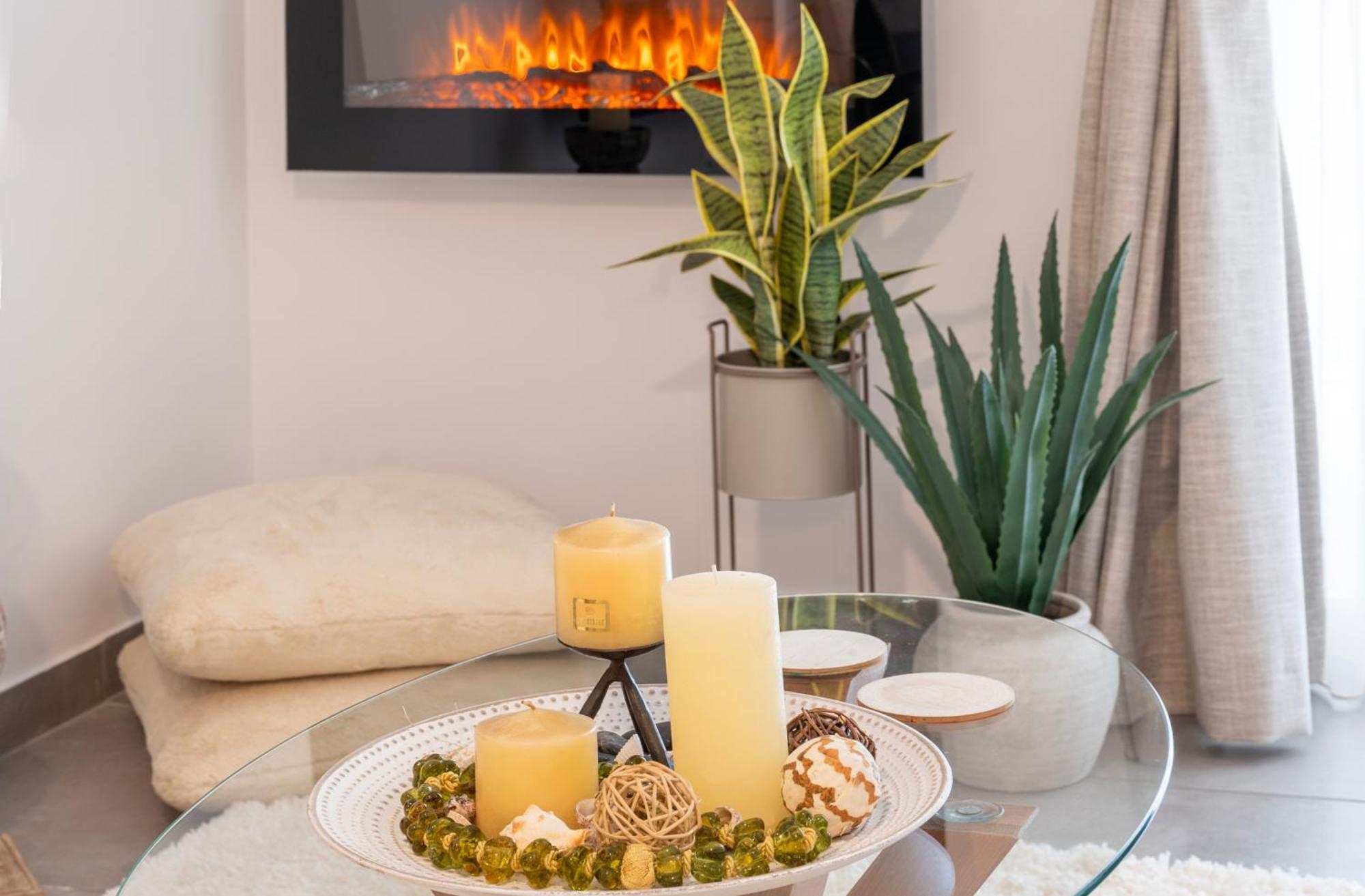 Michael'S Seaside Homely Apartment In Varkiza Exterior foto
